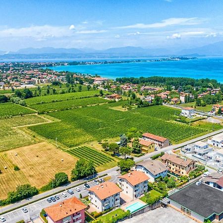 Wolf House - Sirmione Holiday Exterior photo